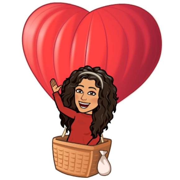 Meet your Posher, Stephanie - Picture 1 of 2